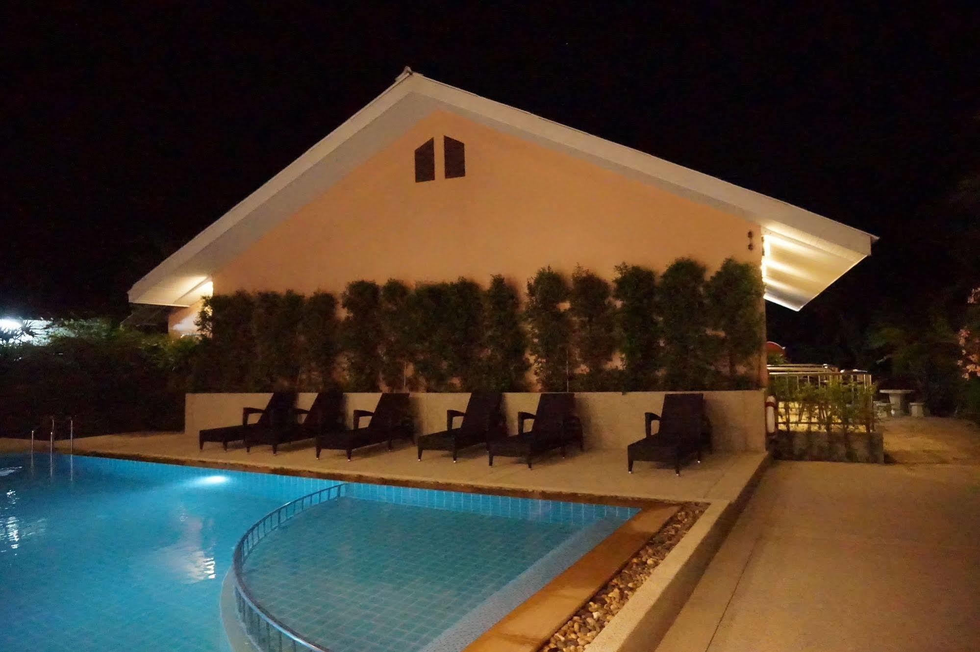 Snowhouse Aonang Krabi Hotell Ao Nang Eksteriør bilde